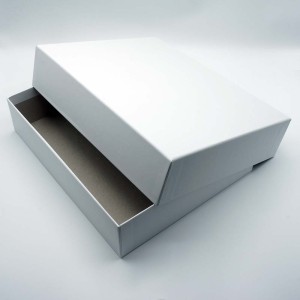 Heavy White Game Box – Matt